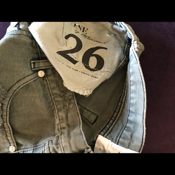 One Teaspoon trash whores - Picture 4 of 4